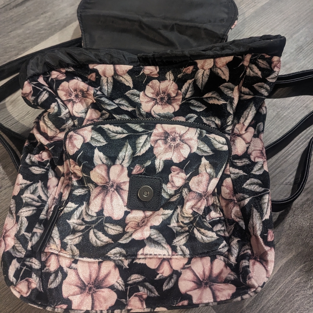 Mini Backpack - Picture 2 of 3